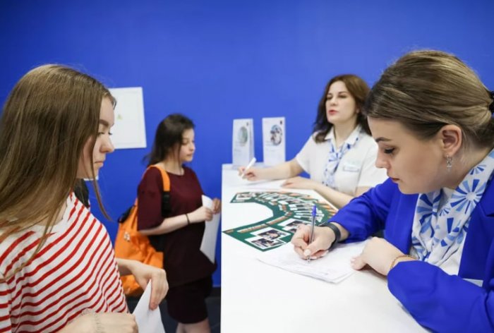 Правительство продлило программы бесплатного переобучения на 2023 и 2024 годы